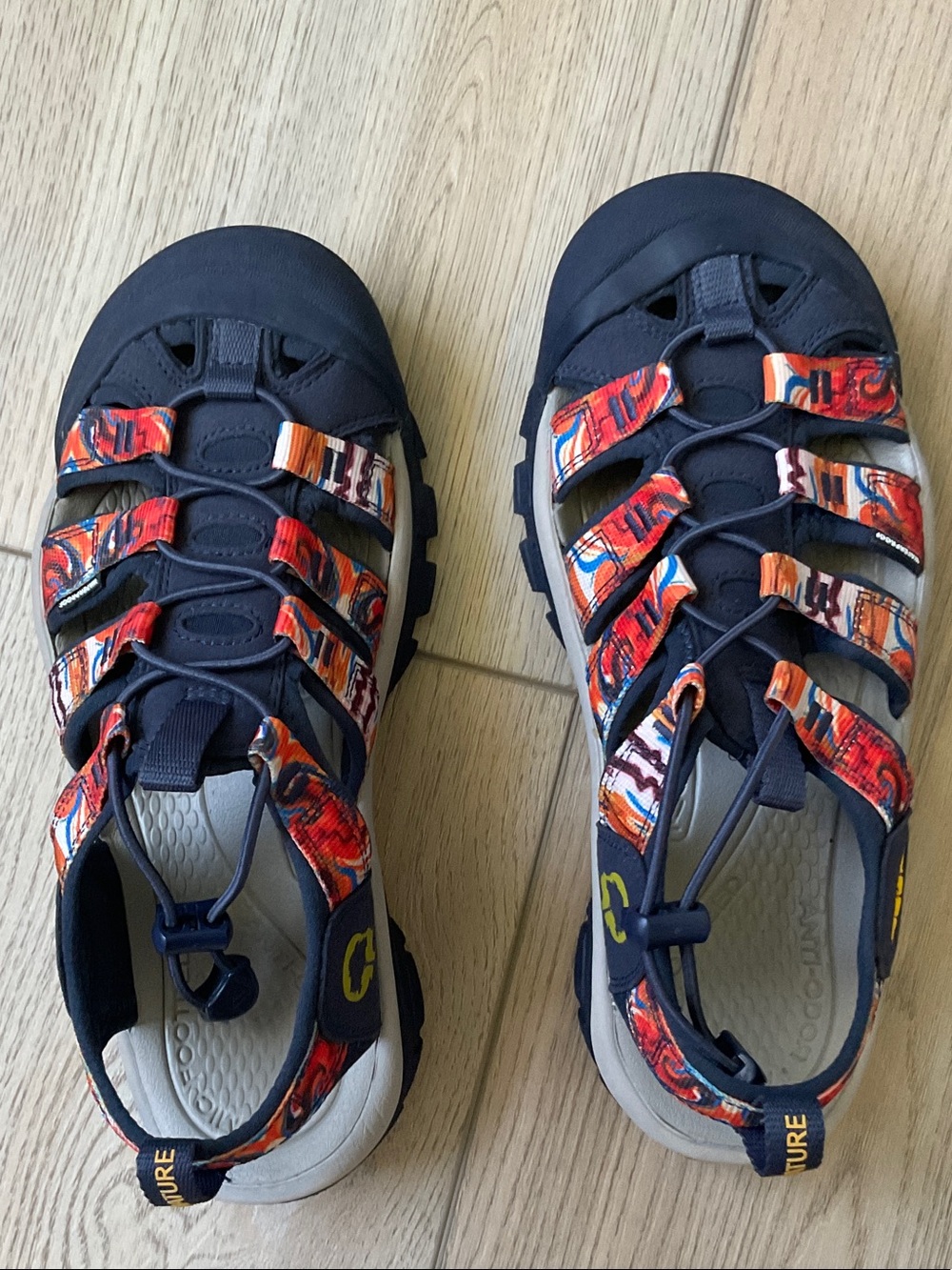 Keen Newport H2 x Outdoor Afro Outdoor Adventure Sandals Size 7.5 Gorpcore